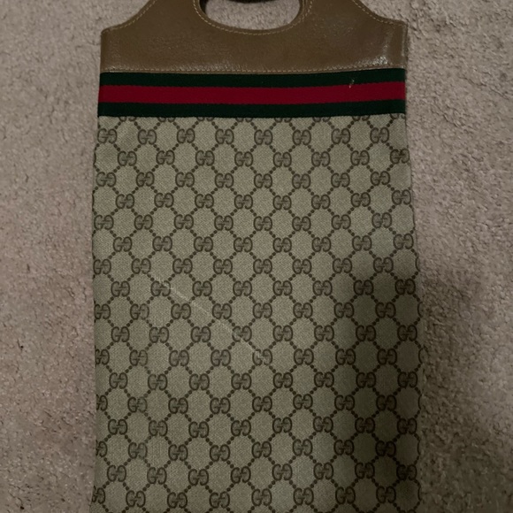 COPY - Gucci vertical clutch